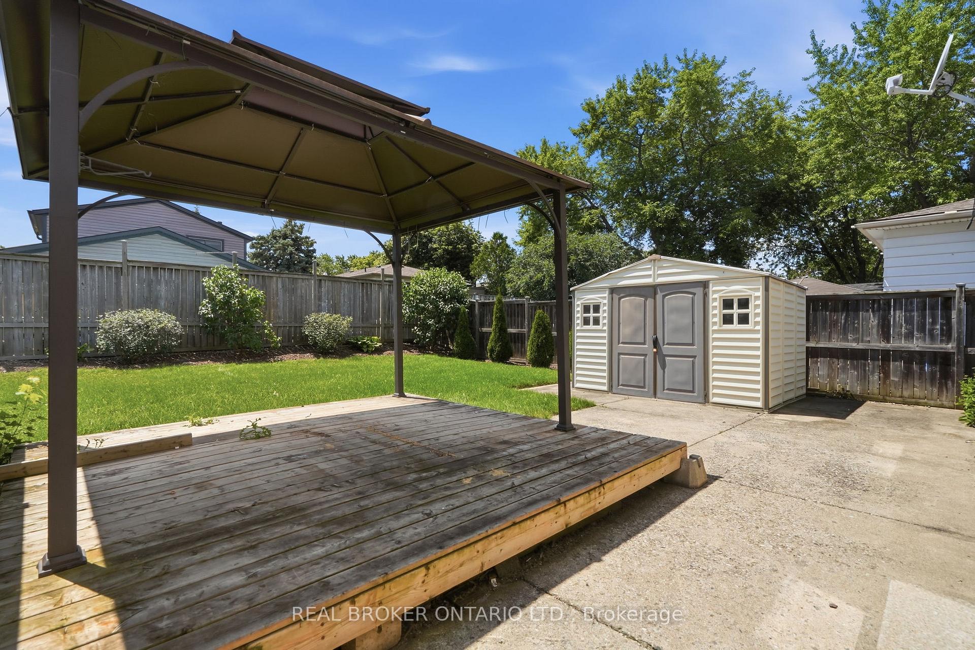 Photo 42 of 3 Prideaux Street, Hamilton, Stoney Creek Mountain — HOMEH