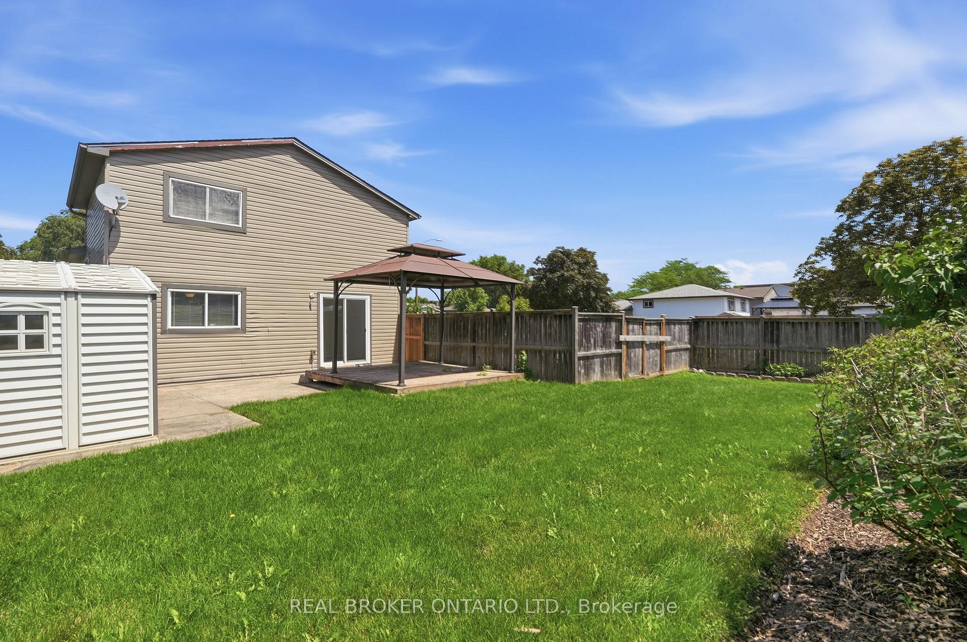 Photo 45 of 3 Prideaux Street, Hamilton, Stoney Creek Mountain — HOMEH