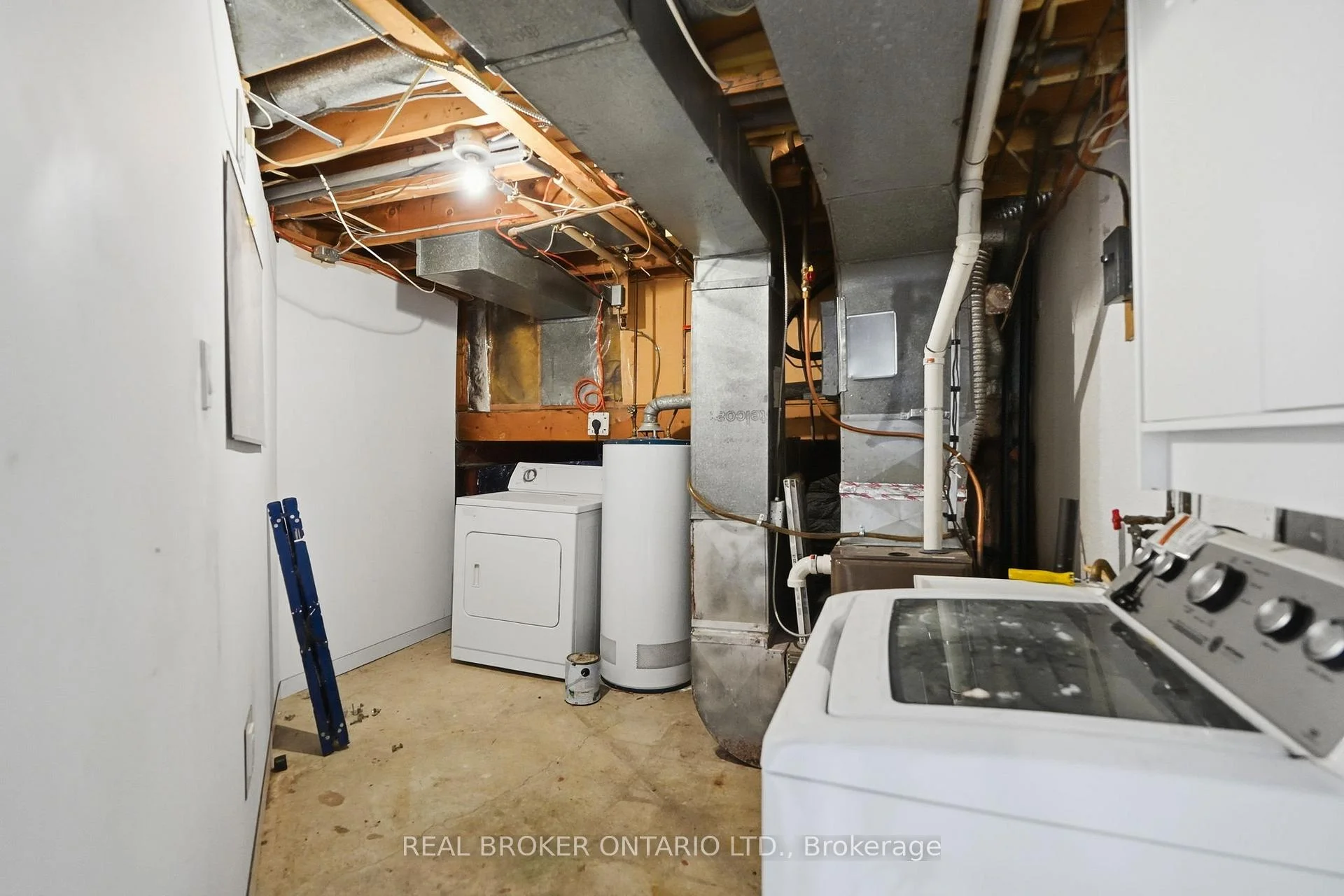 Photo 39 of 3 Prideaux Street, Hamilton, Stoney Creek Mountain — HOMEH