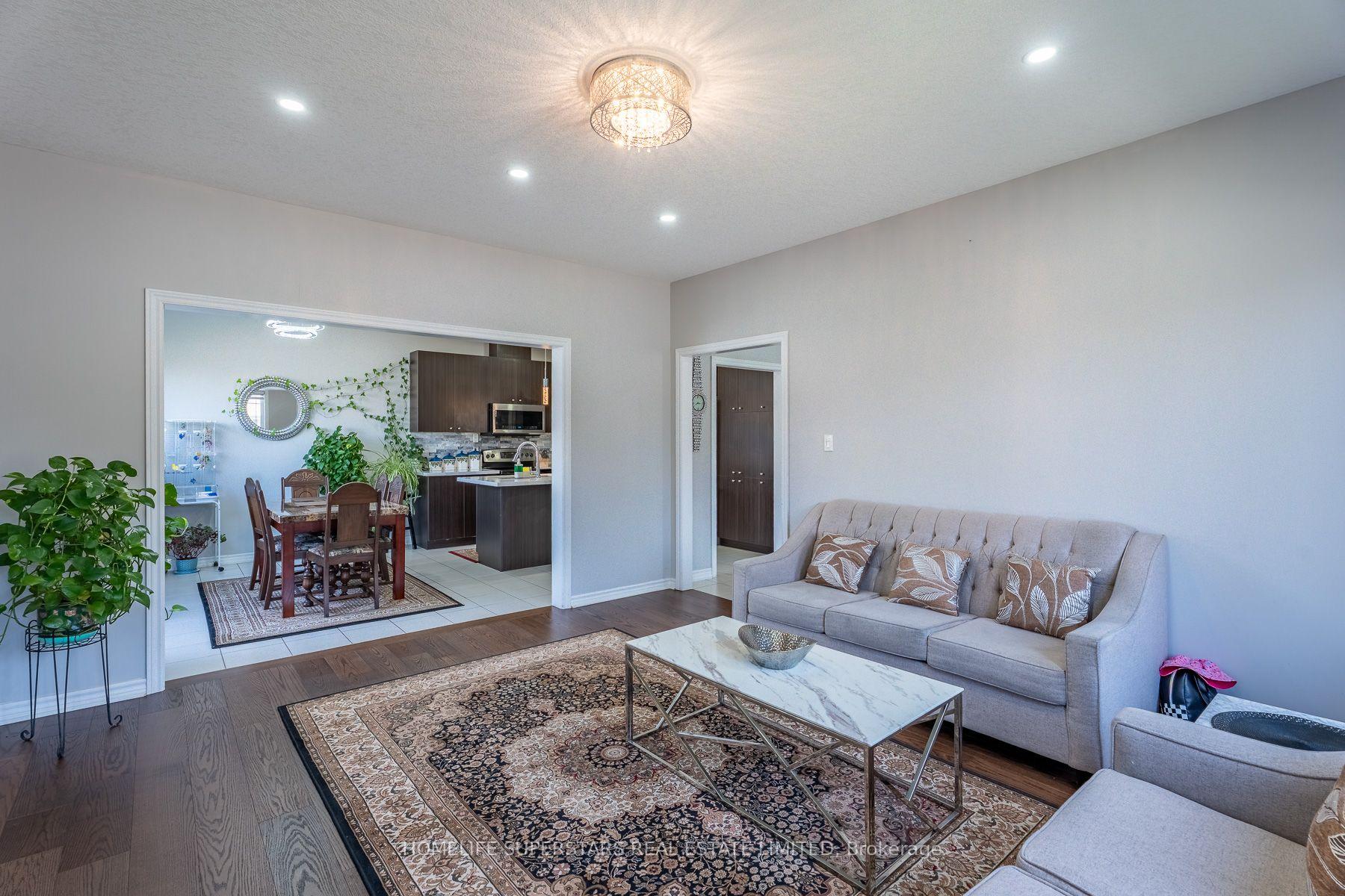 Photo 17 of 1 Walker Boulevard, New Tecumseth, Alliston — HOMEH