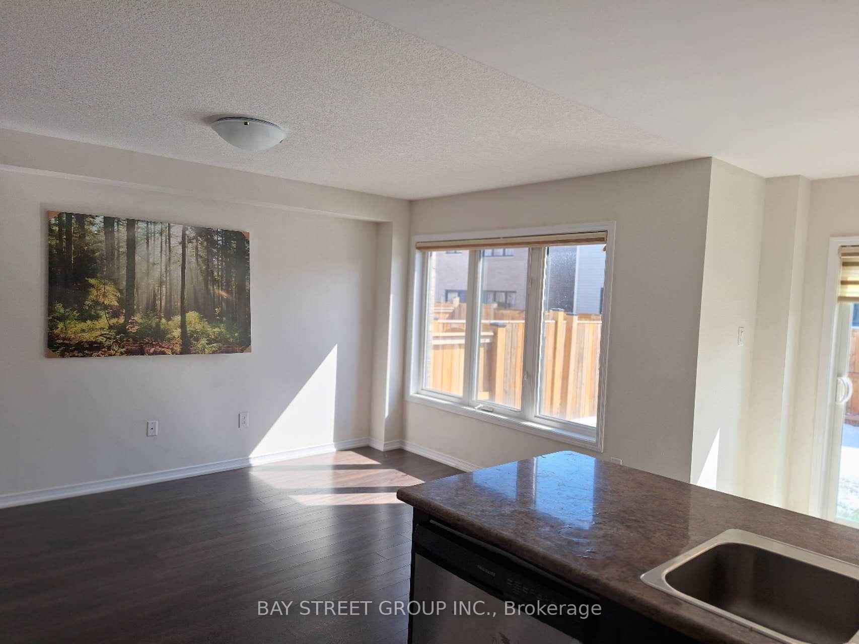 Photo 4 of 8088 Blue Ash Lane, Niagara Falls, Brown — HOMEH