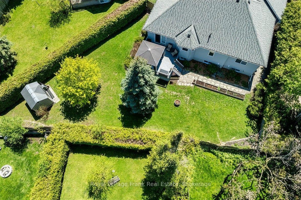 Photo 6 of 36 Lori Boulevard, Kawartha Lakes, Lindsay — HOMEH
