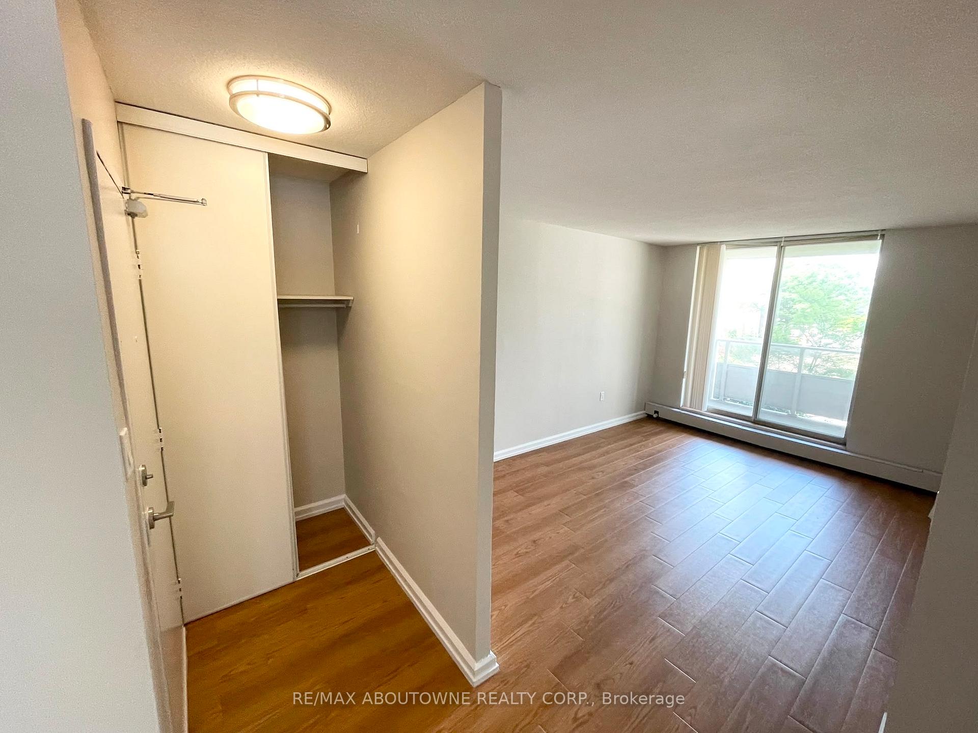 Photo 5 of Unit 207, 111 Market Street, Hamilton, Central — HOMEH