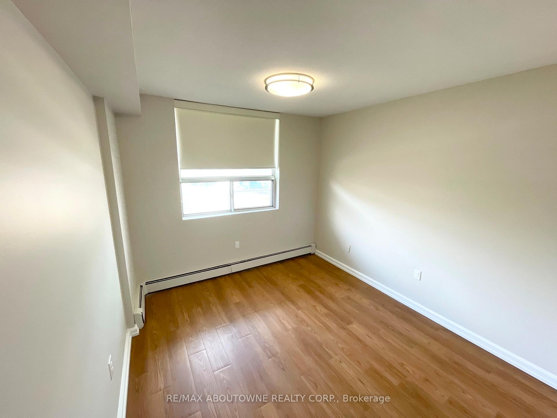 Photo 13 of Unit 207, 111 Market Street, Hamilton, Central — HOMEH
