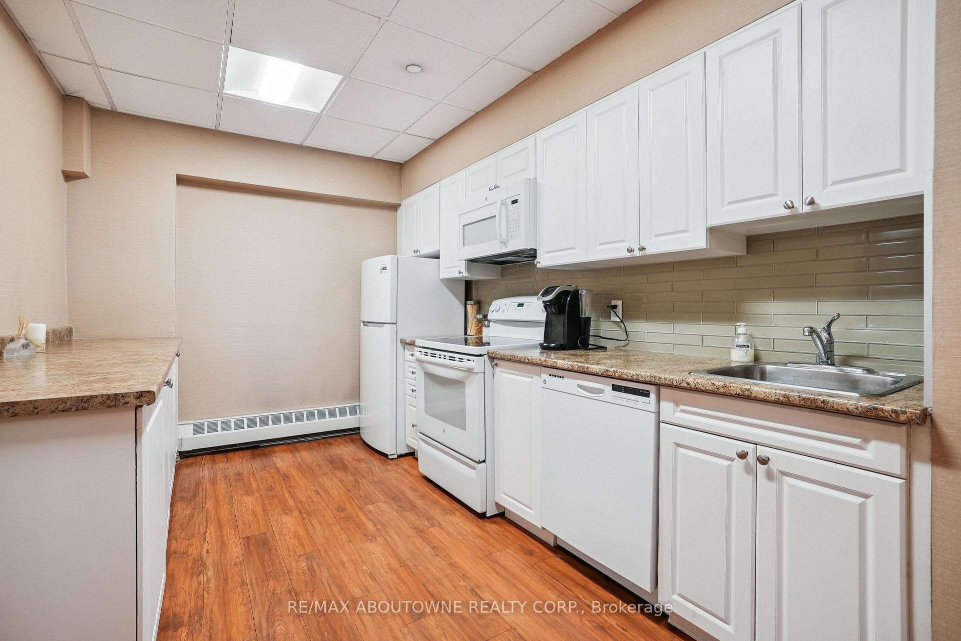 Photo 24 of Unit 207, 111 Market Street, Hamilton, Central — HOMEH
