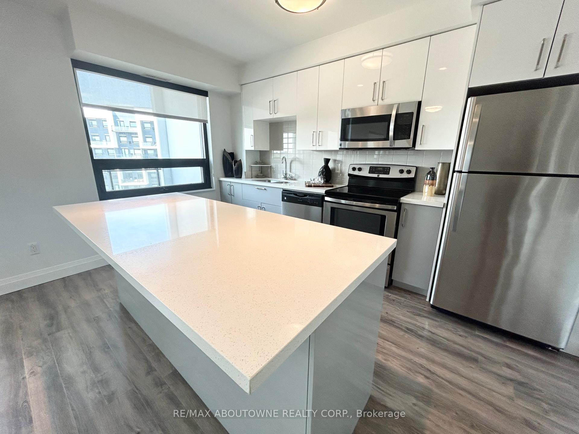Photo 4 of Unit 908, 460A Belmont Avenue W, Kitchener, Cherry Hill — HOMEH