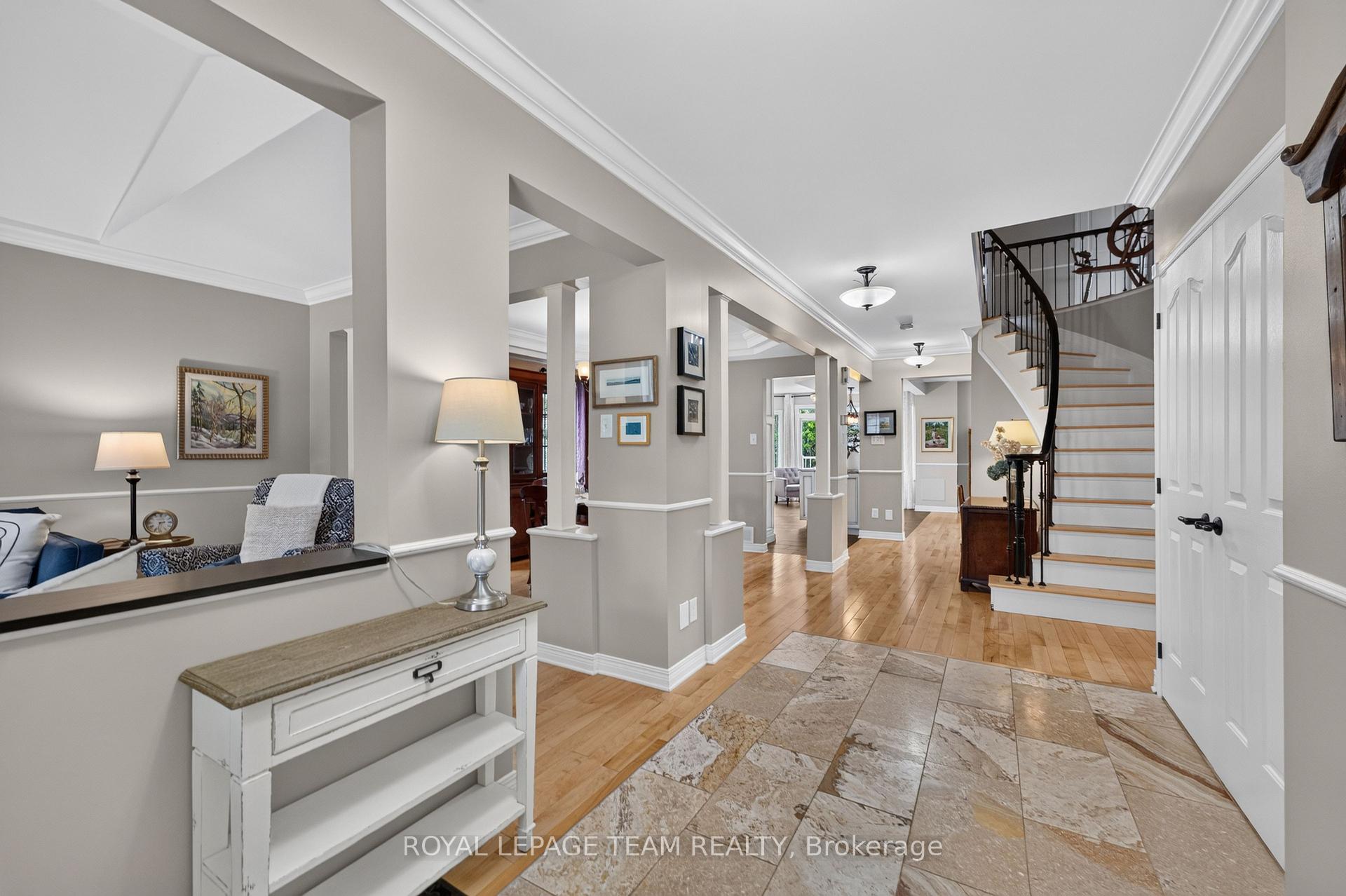 Photo 7 of 12 Forillon Crescent, Ottawa, Kanata - Bridlewood — HOMEH