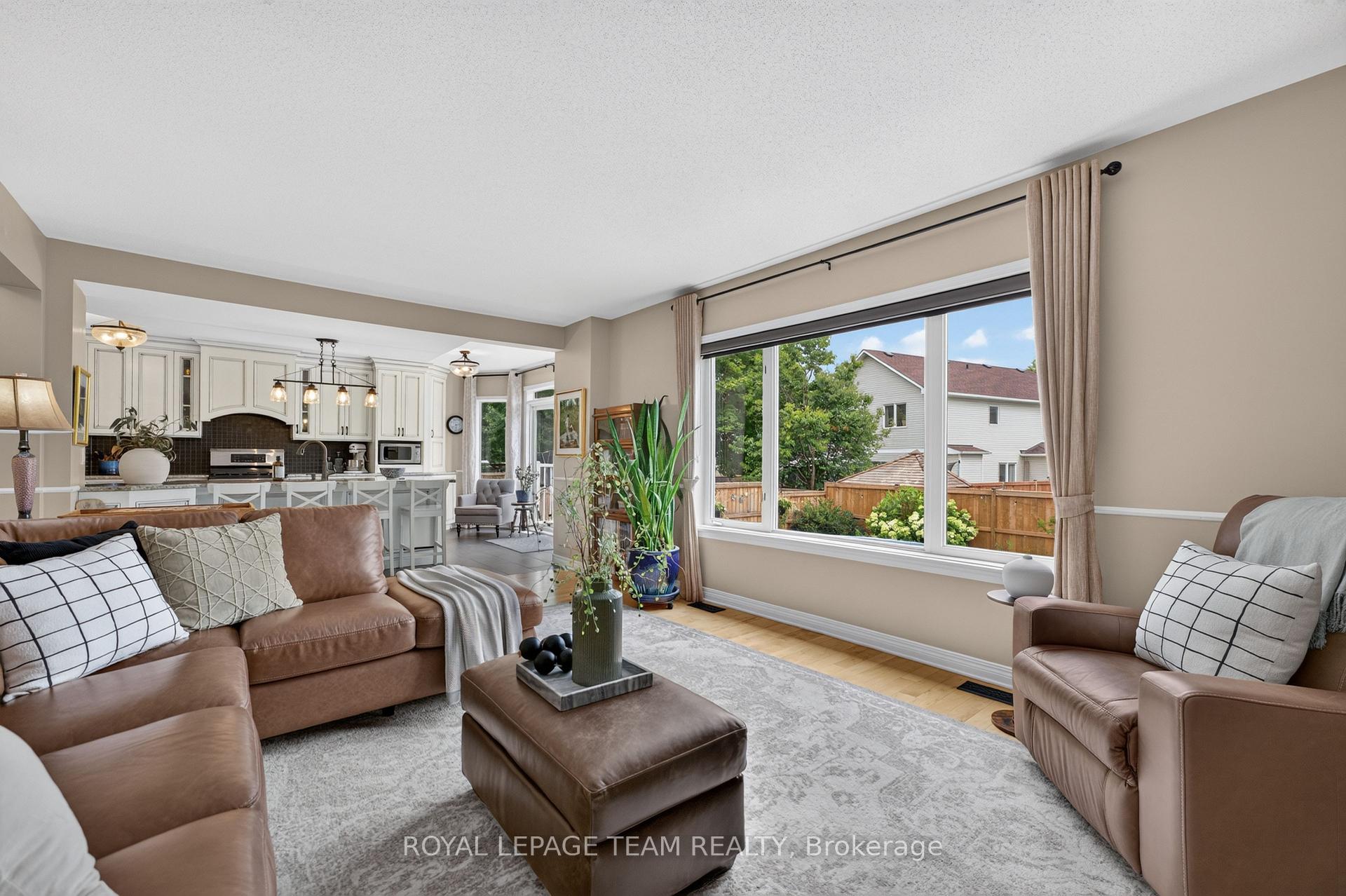 Photo 18 of 12 Forillon Crescent, Ottawa, Kanata - Bridlewood — HOMEH