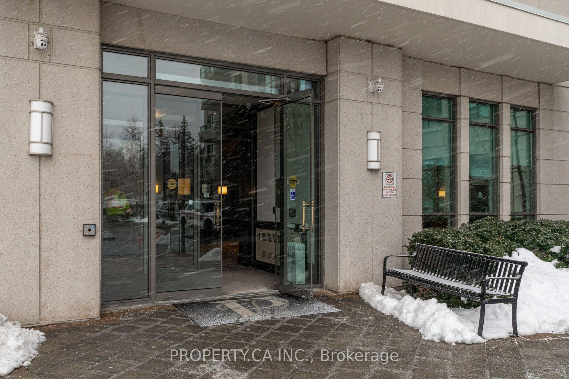 Photo 3 of Unit 201, 88 Promenade Circle, Vaughan, Brownridge — HOMEH