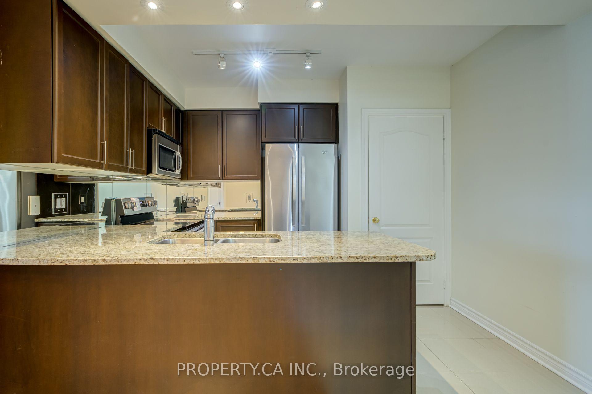 Photo 9 of Unit 201, 88 Promenade Circle, Vaughan, Brownridge — HOMEH