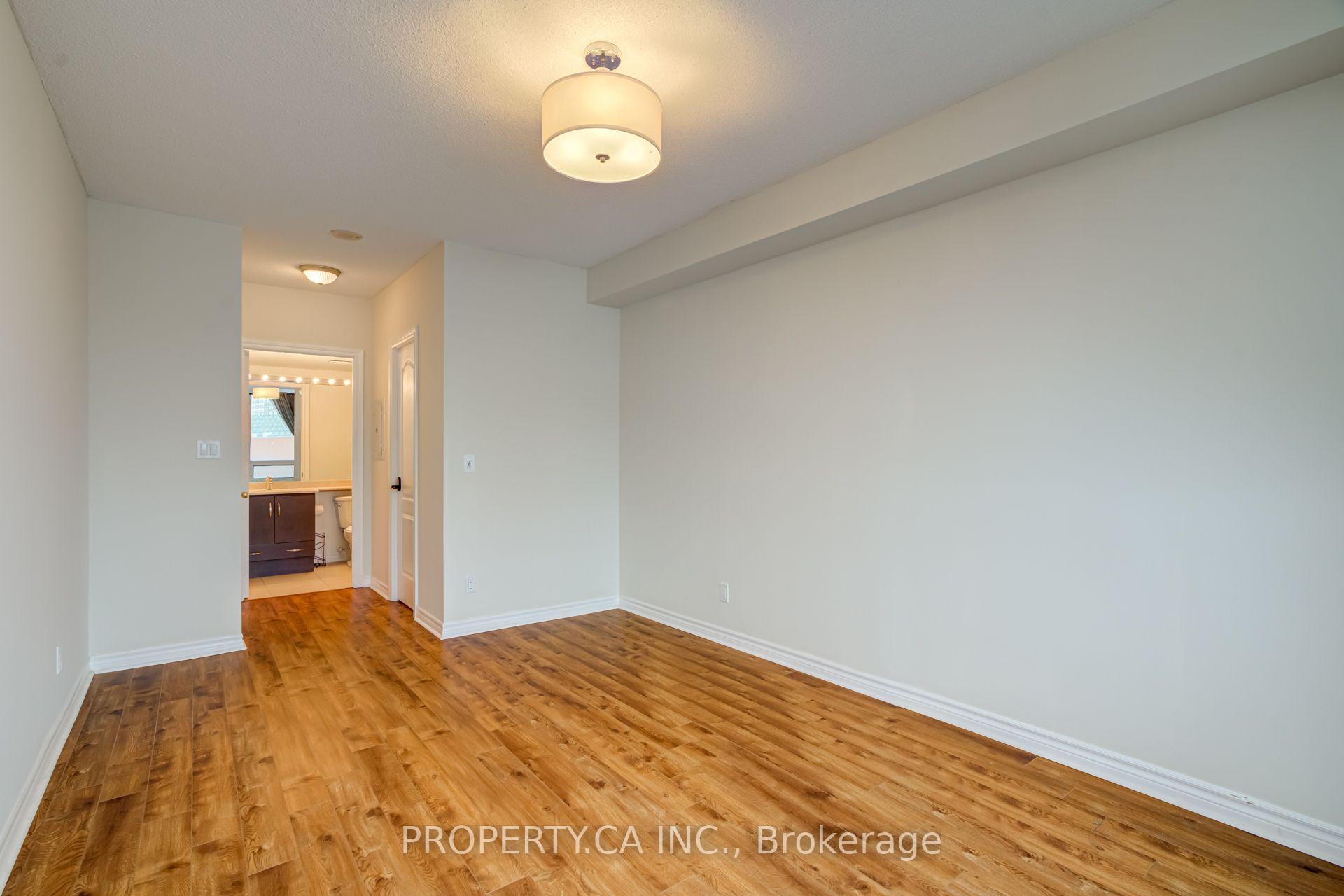 Photo 17 of Unit 201, 88 Promenade Circle, Vaughan, Brownridge — HOMEH