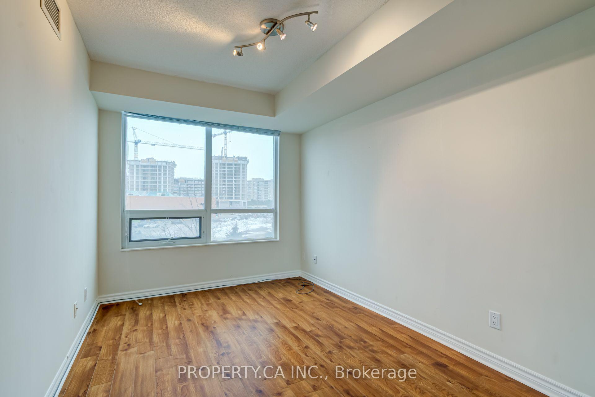Photo 22 of Unit 201, 88 Promenade Circle, Vaughan, Brownridge — HOMEH