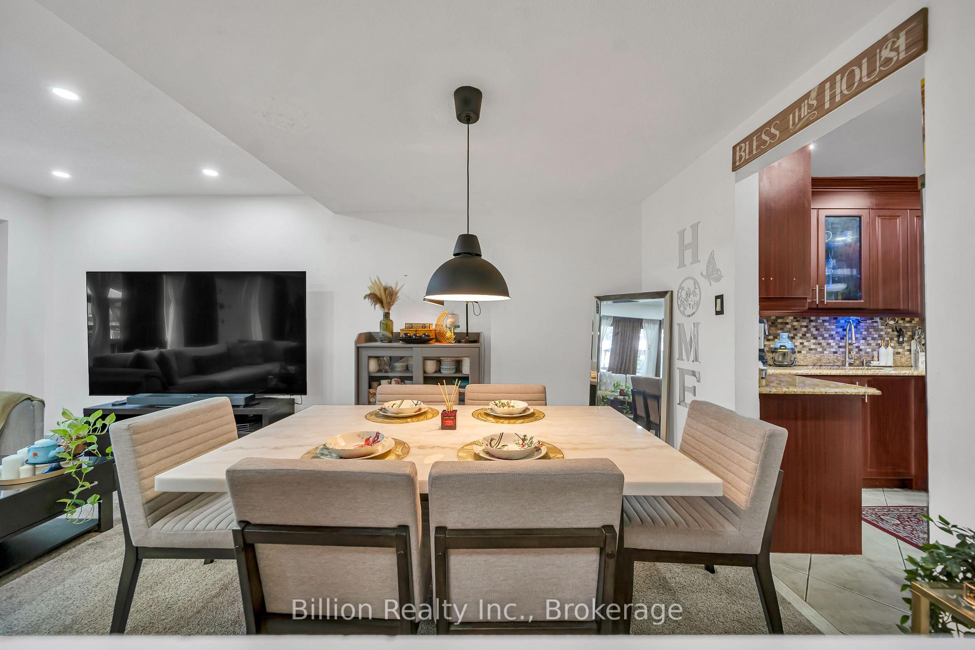 Photo 20 of 96 Quantrell Trail, Scarborough, Malvern — HOMEH