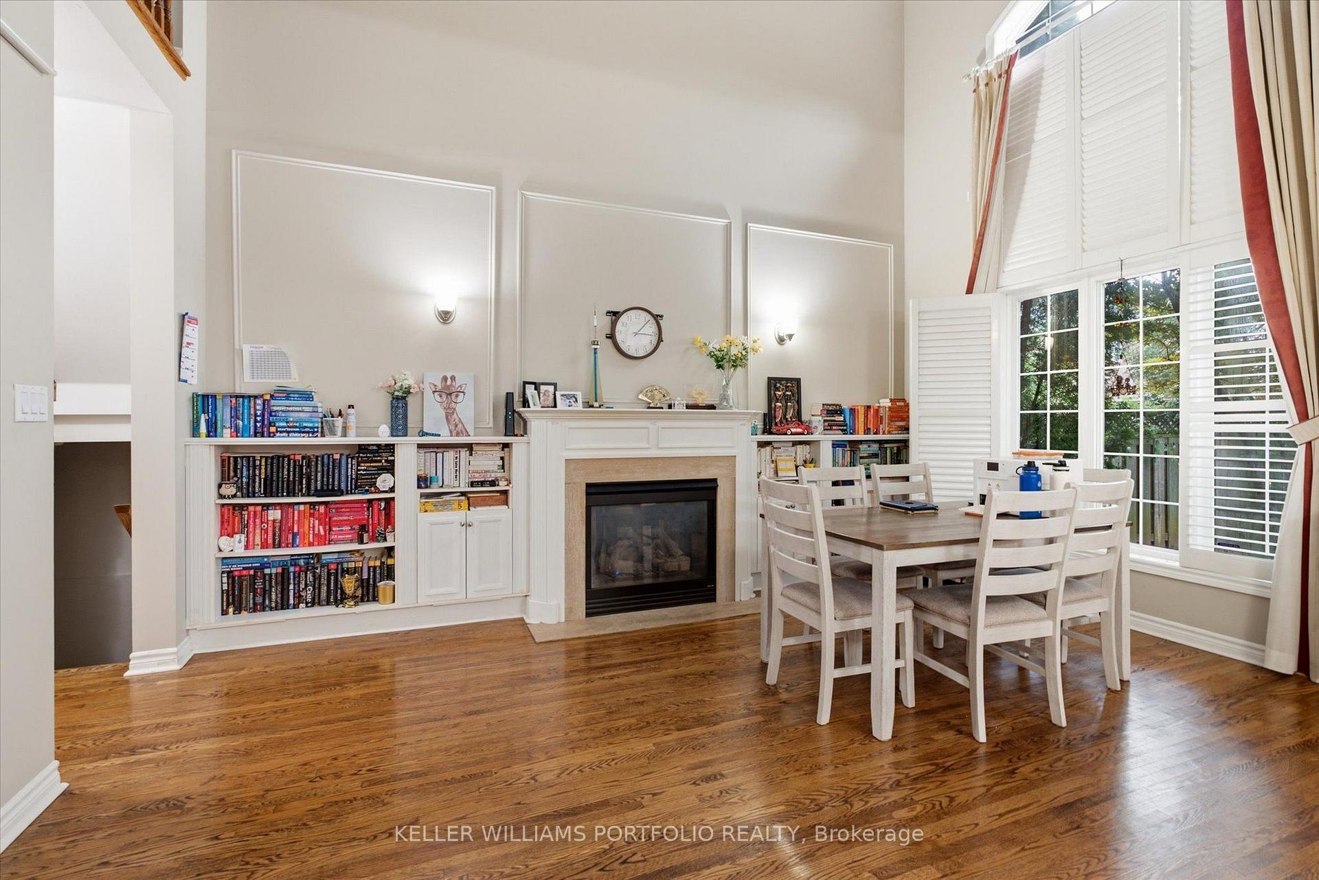 Photo 13 of 2153 Meadowglen Drive, Oakville, Westmount — HOMEH