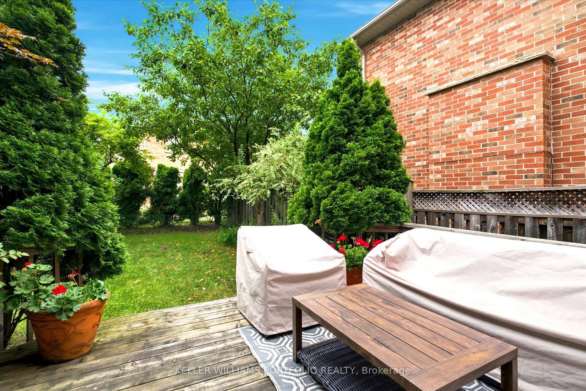 Photo 44 of 2153 Meadowglen Drive, Oakville, Westmount — HOMEH