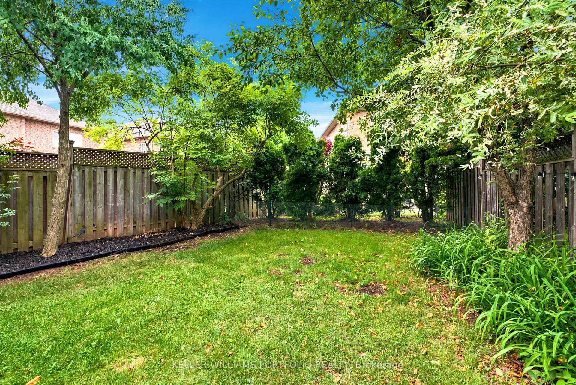 Photo 46 of 2153 Meadowglen Drive, Oakville, Westmount — HOMEH