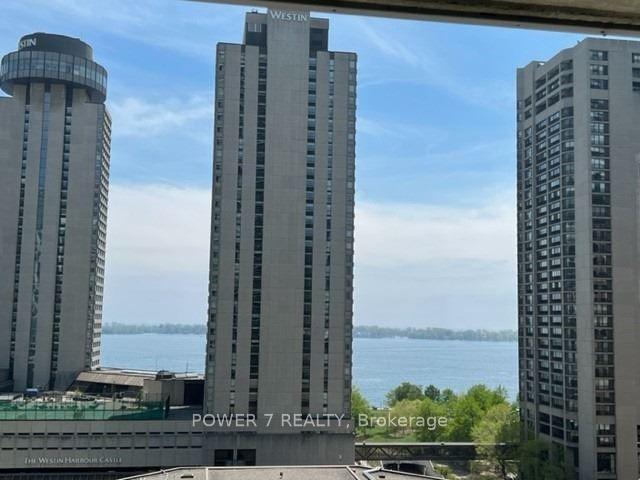 Photo 2 of Unit 1308, 33 Bay Street, Toronto, Waterfront Communities — HOMEH