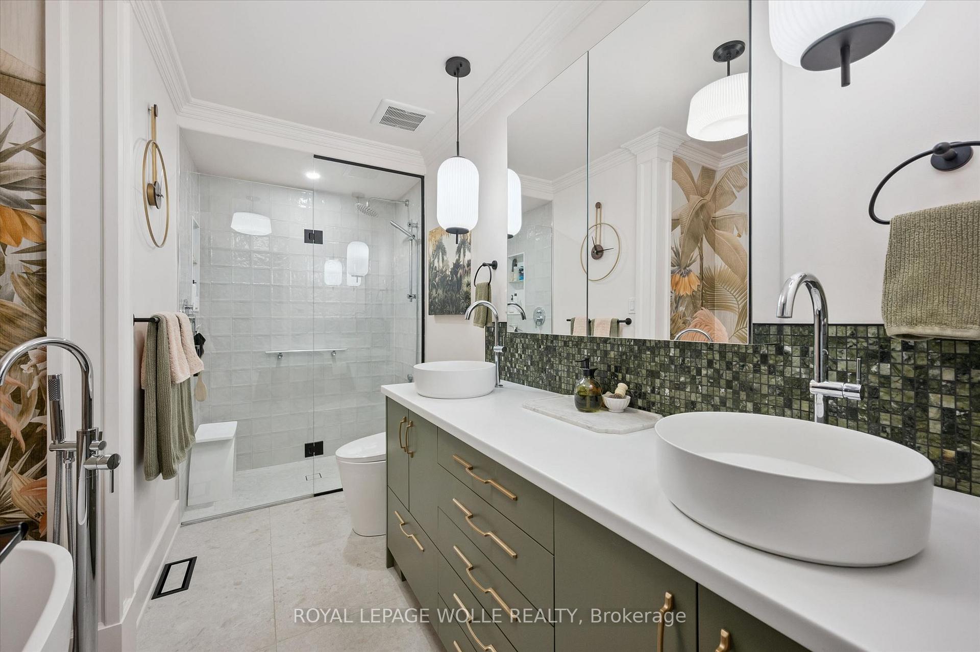 Photo 24 of 1 Pintail Drive S, Woolwich, Elmira — HOMEH