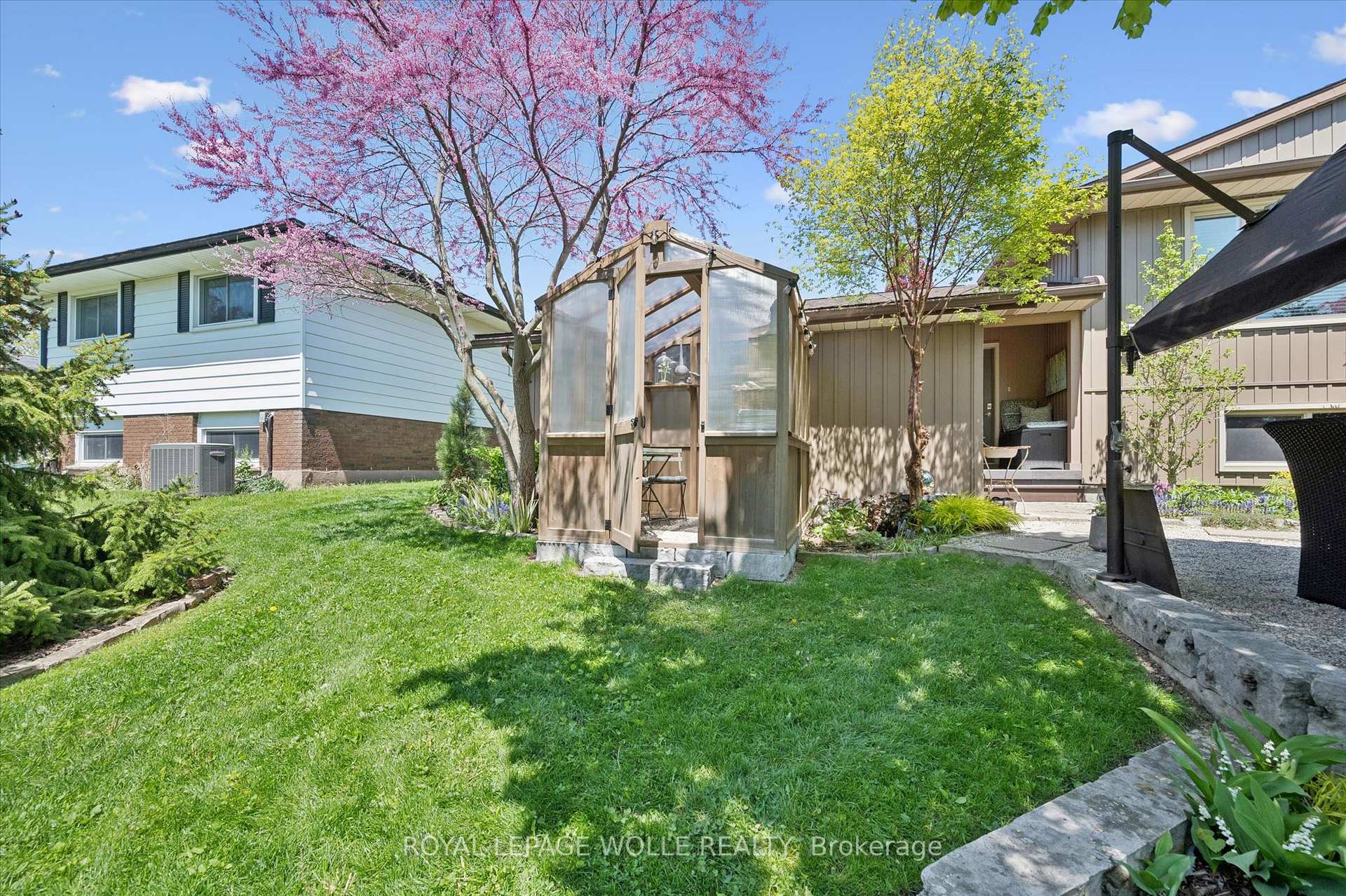 Photo 42 of 1 Pintail Drive S, Woolwich, Elmira — HOMEH