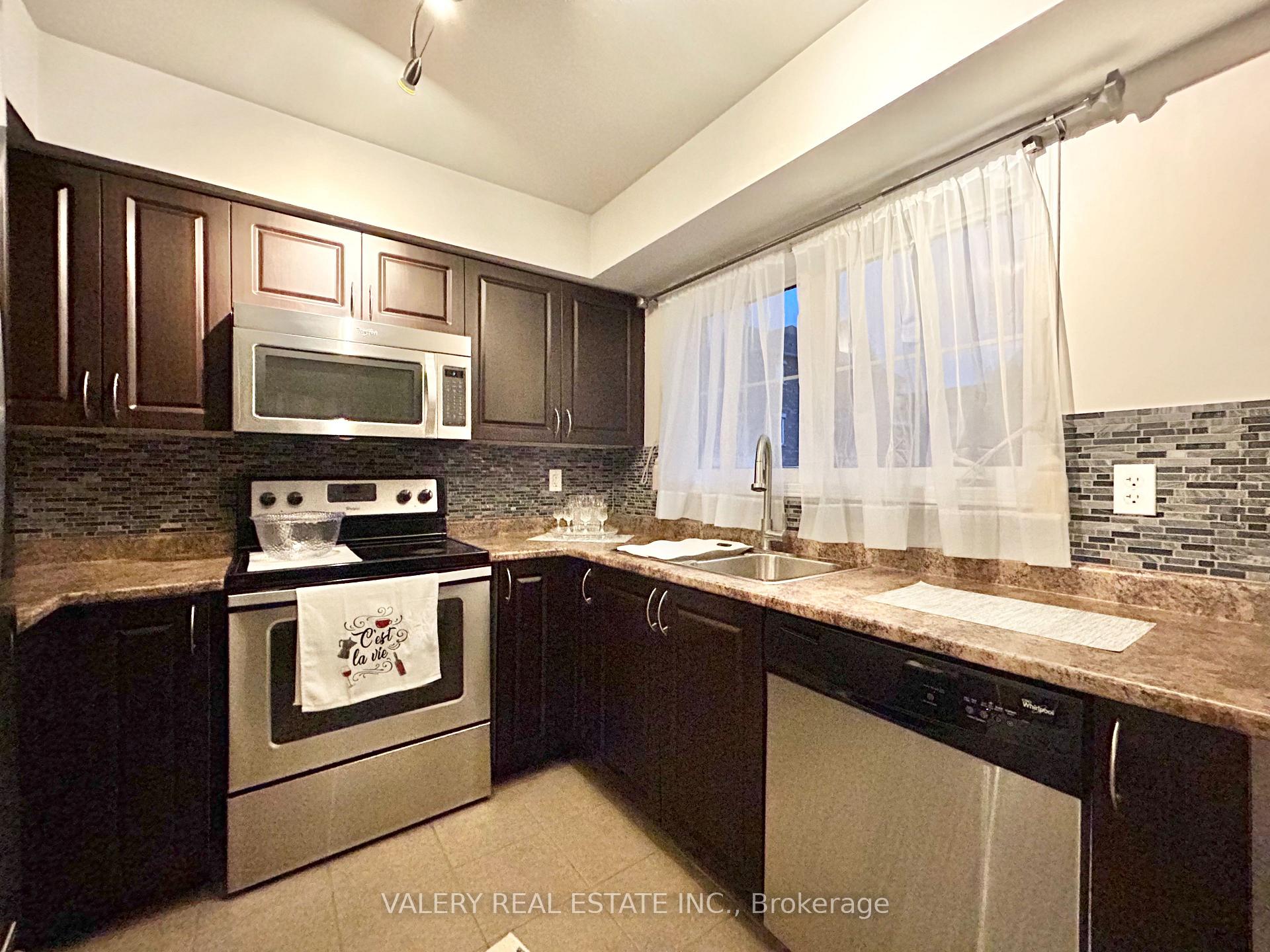 Photo 7 of Unit 39, 51 Hays Boulevard, Oakville, River Oaks — HOMEH