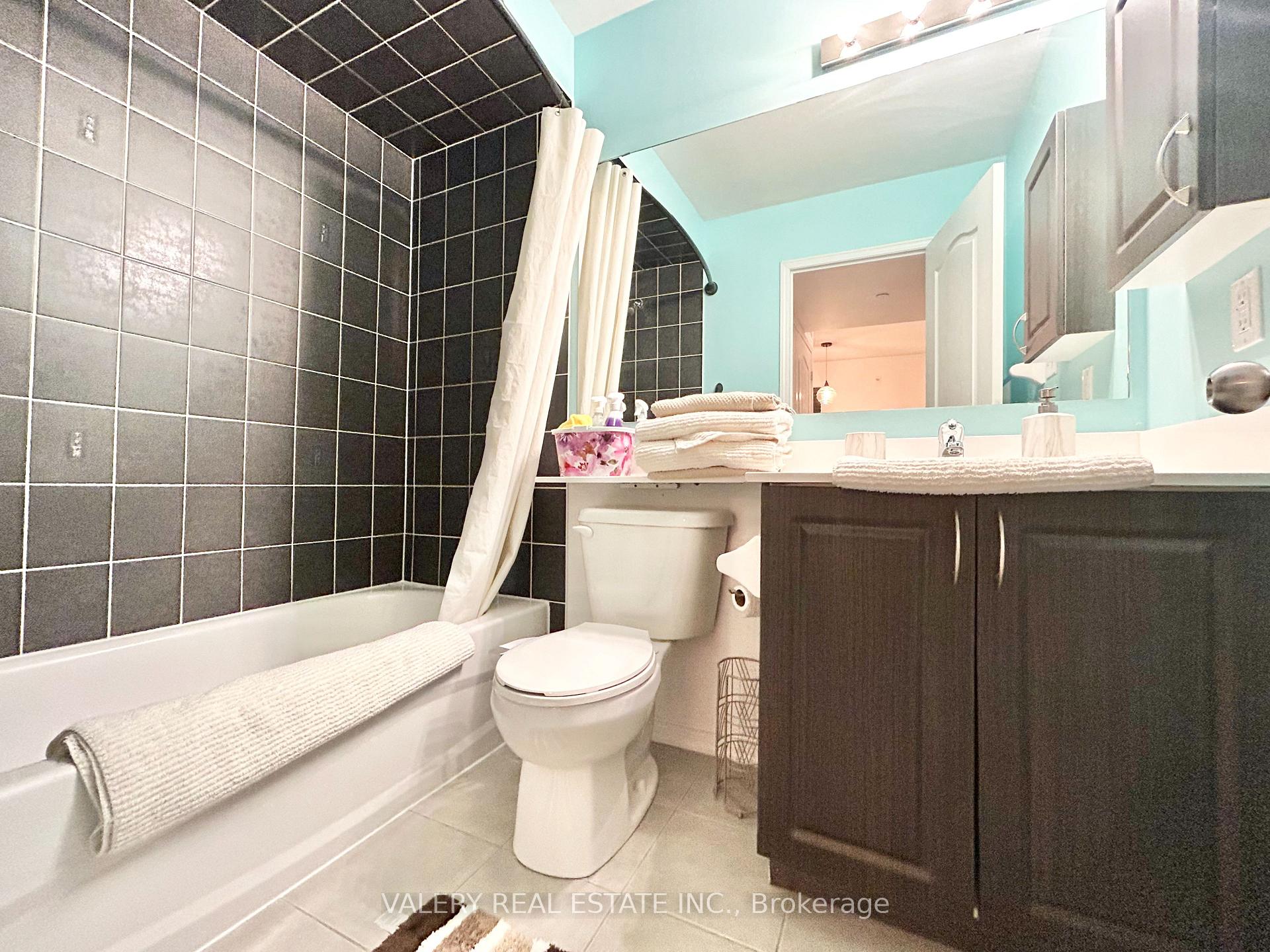 Photo 12 of Unit 39, 51 Hays Boulevard, Oakville, River Oaks — HOMEH
