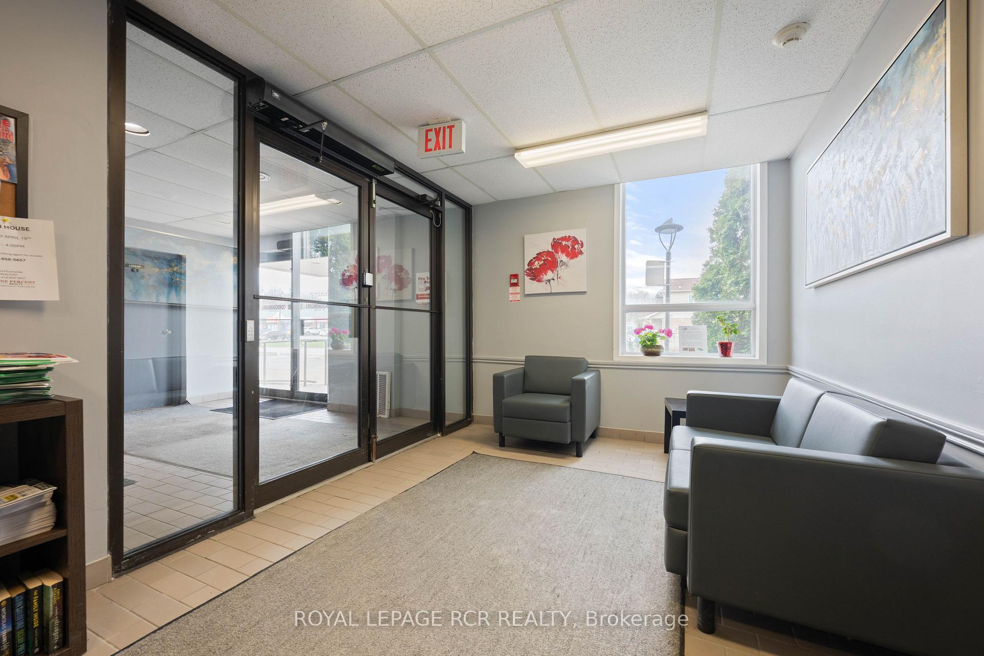 Photo 4 of Unit 32, 16 Fourth Street, Orangeville — HOMEH