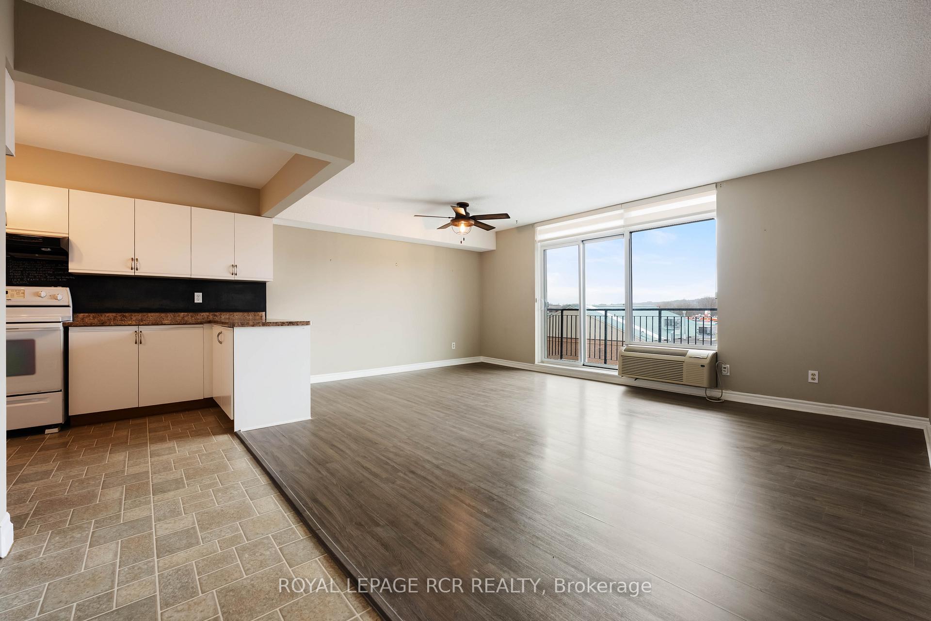 Photo 7 of Unit 32, 16 Fourth Street, Orangeville — HOMEH