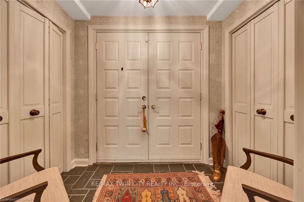 Photo 7 of 61 Huntley Crescent, Kitchener, Westmount - Kitchener — HOMEH