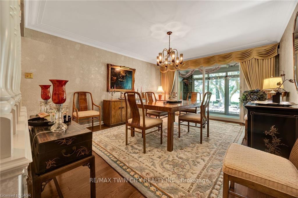 Photo 11 of 61 Huntley Crescent, Kitchener, Westmount - Kitchener — HOMEH