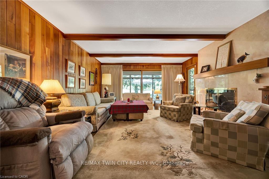 Photo 18 of 61 Huntley Crescent, Kitchener, Westmount - Kitchener — HOMEH
