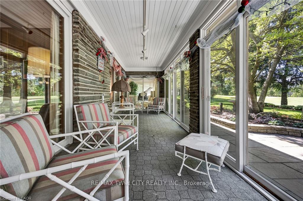 Photo 32 of 61 Huntley Crescent, Kitchener, Westmount - Kitchener — HOMEH