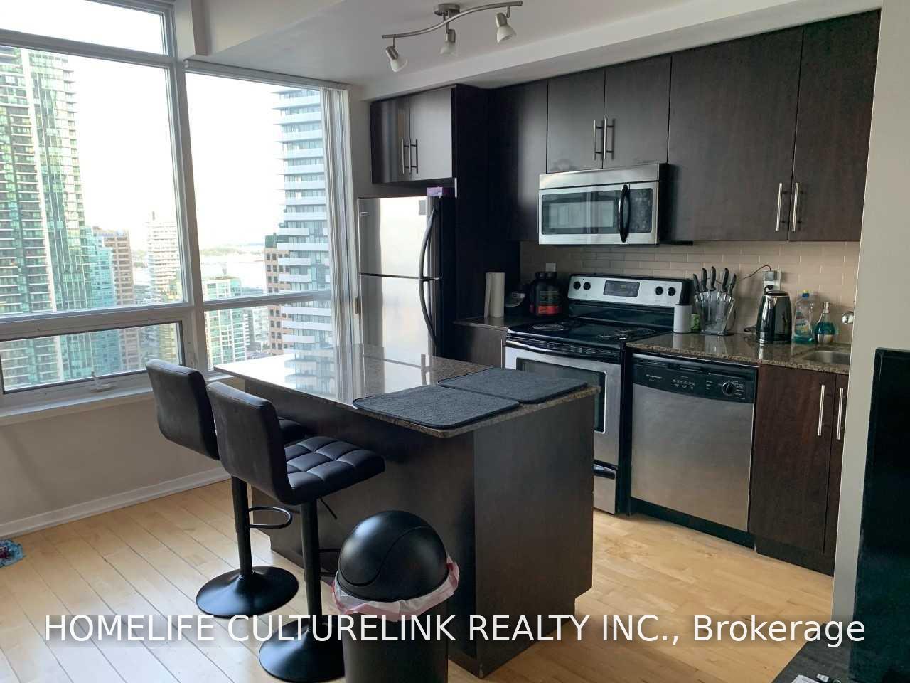 Photo 4 of Unit 3004, 55 Bremner Boulevard, Toronto, Waterfront Communities — HOMEH