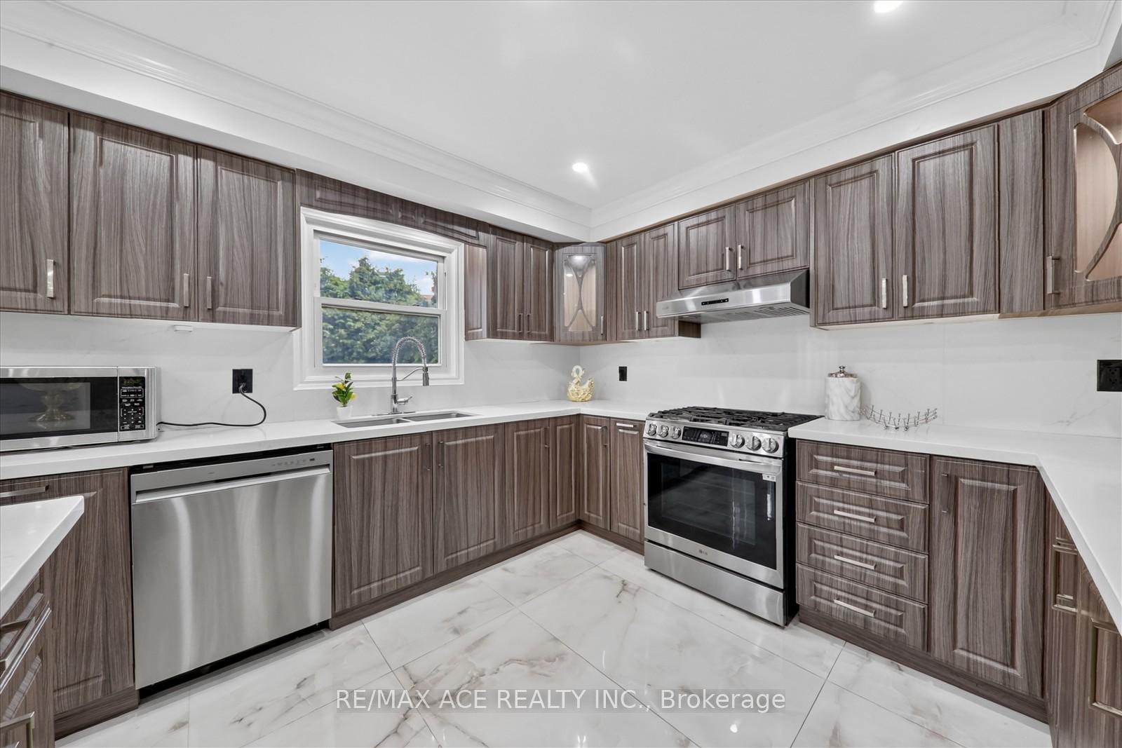 Photo 16 of 4 Beaumont Drive, Ajax, Central West — HOMEH