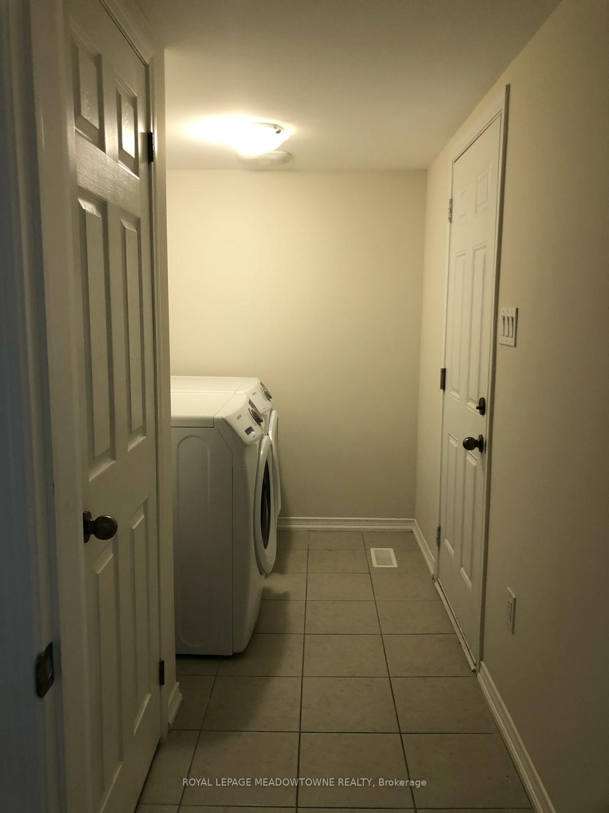 Photo 36 of 20 Butcher Crescent, Brantford, Empire South — HOMEH