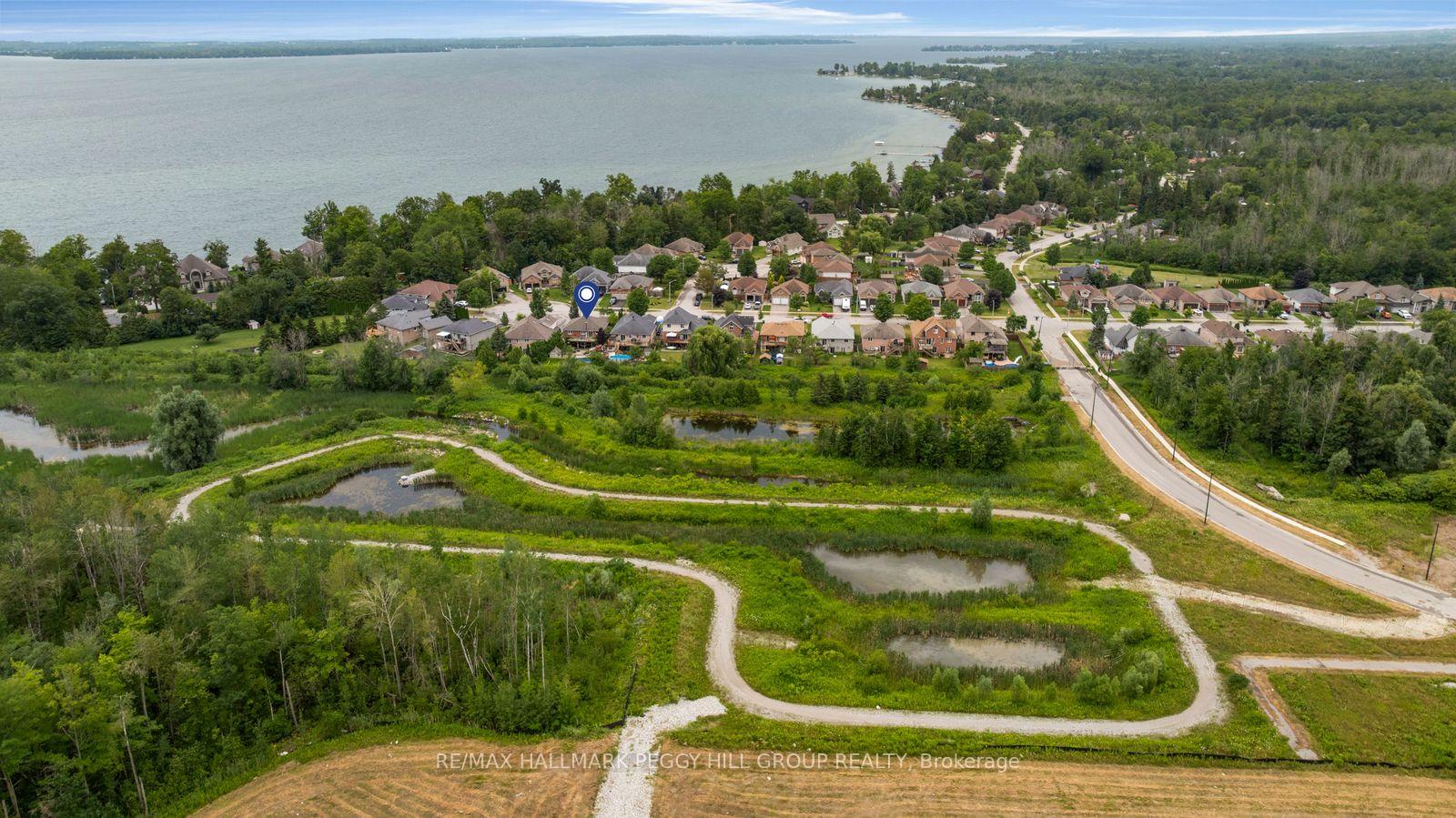 Photo 26 of 608 Glen Cedar Crescent, Innisfil, Rural Innisfil — HOMEH