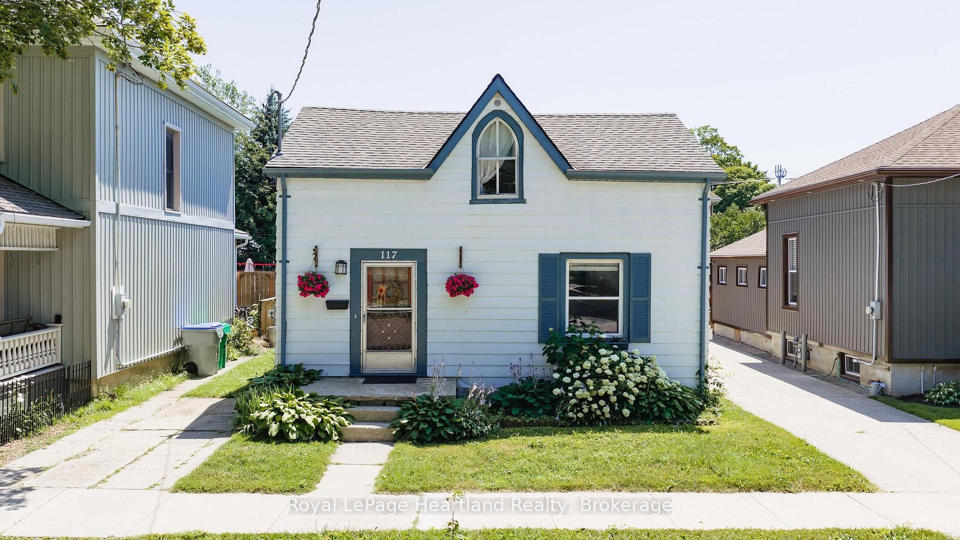 Photo of 117 Quebec Street