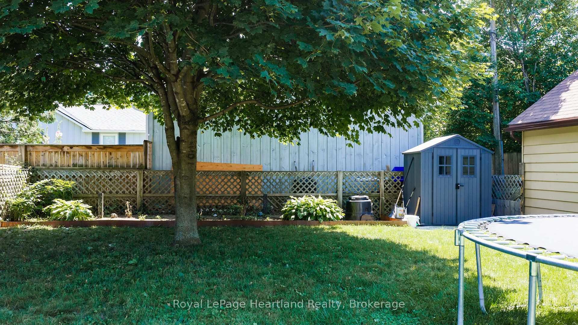 Photo 28 of 117 Quebec Street, Goderich, Goderich (Town) — HOMEH