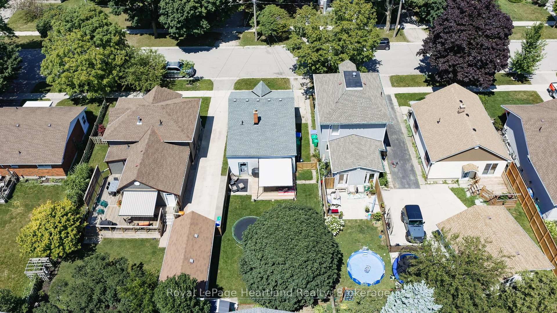 Photo 32 of 117 Quebec Street, Goderich, Goderich (Town) — HOMEH