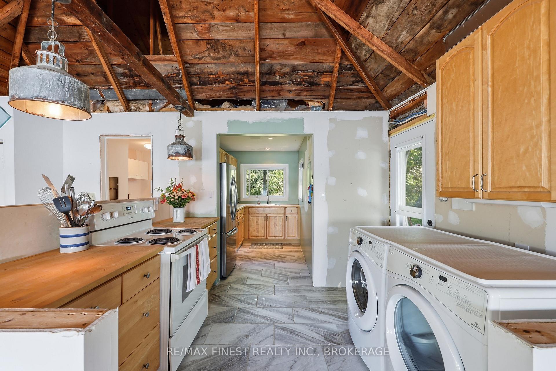 Photo 6 of 1050 Anker Lane, Frontenac, Frontenac South — HOMEH