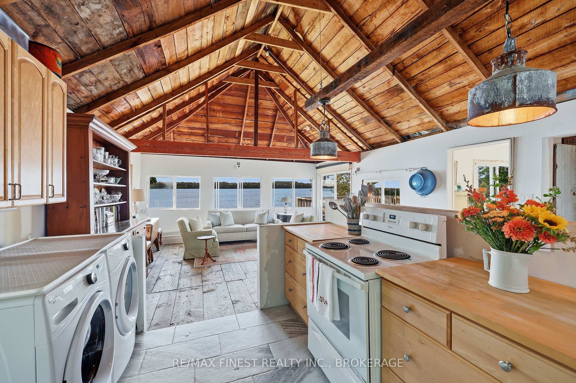 Photo 7 of 1050 Anker Lane, Frontenac, Frontenac South — HOMEH