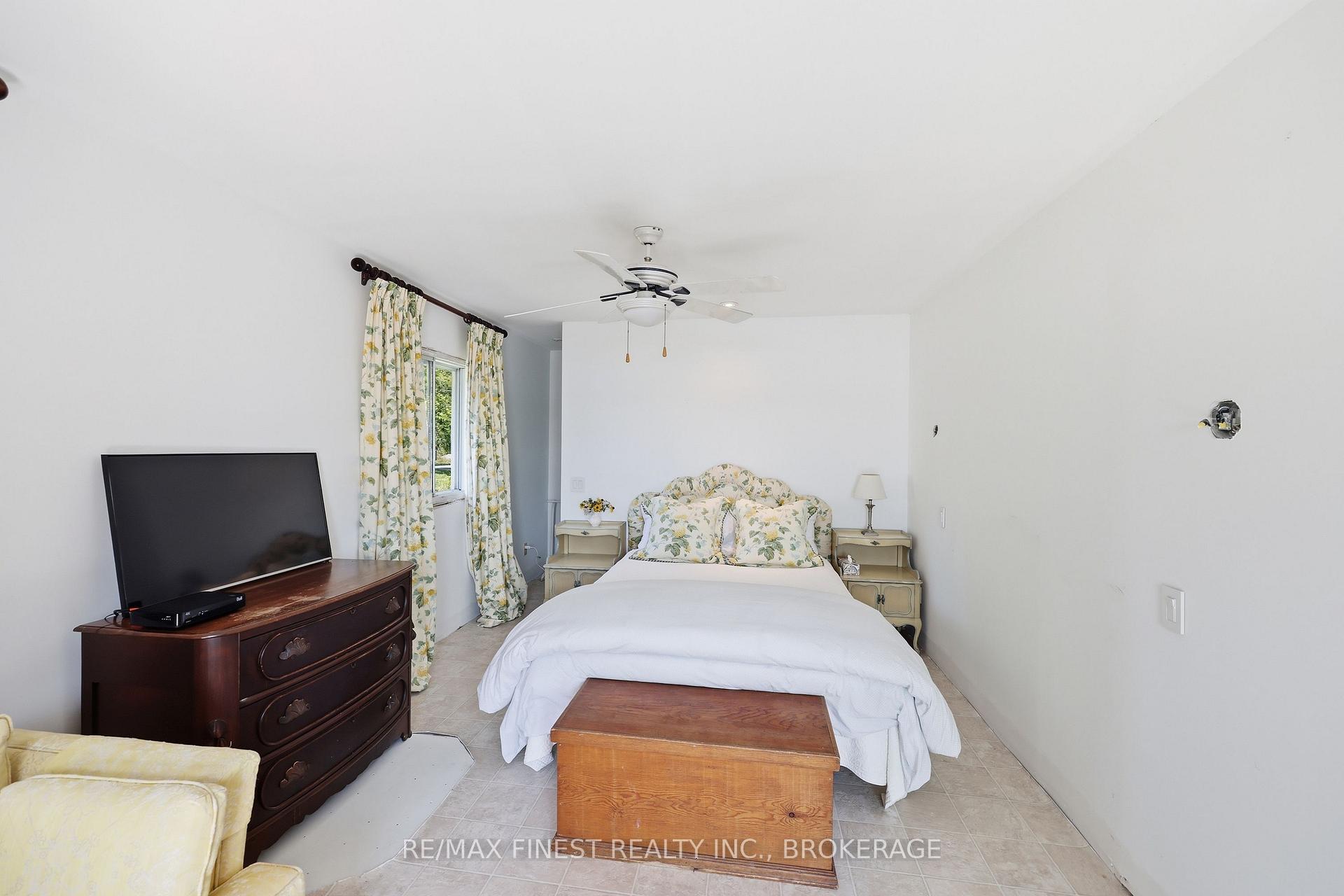 Photo 19 of 1050 Anker Lane, Frontenac, Frontenac South — HOMEH