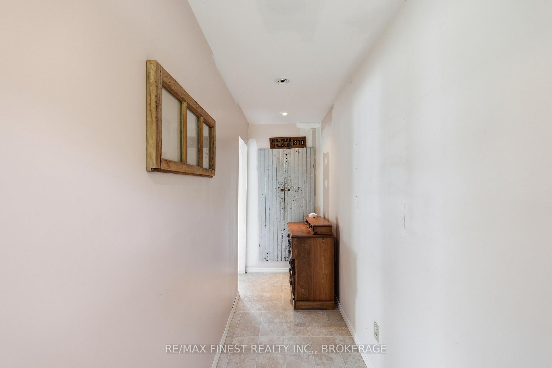 Photo 24 of 1050 Anker Lane, Frontenac, Frontenac South — HOMEH