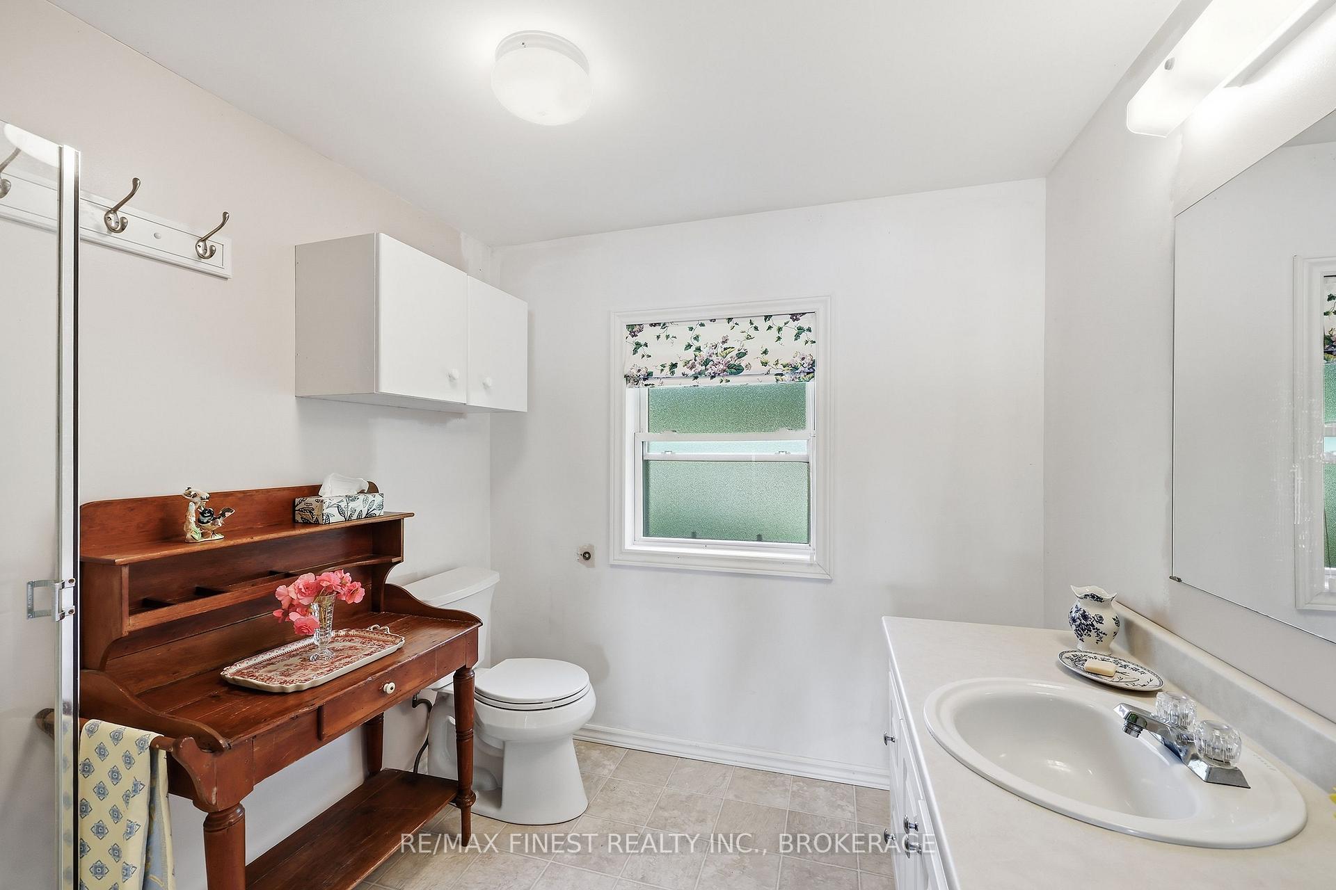 Photo 25 of 1050 Anker Lane, Frontenac, Frontenac South — HOMEH