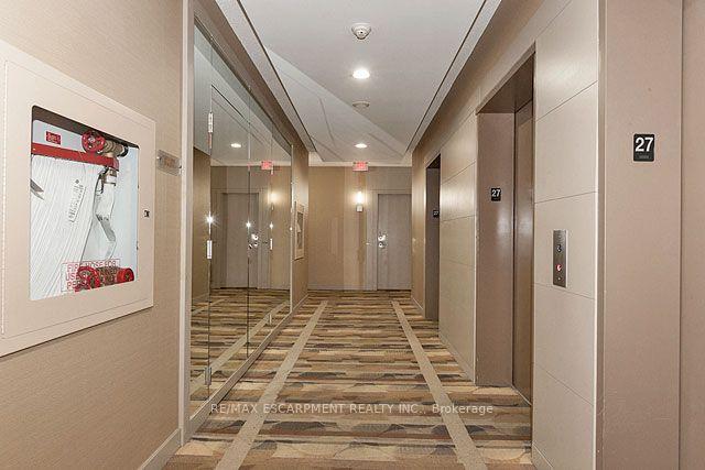 Photo 3 of Unit 708, 330 Burnhamthorpe Road W, Mississauga, City Centre — HOMEH