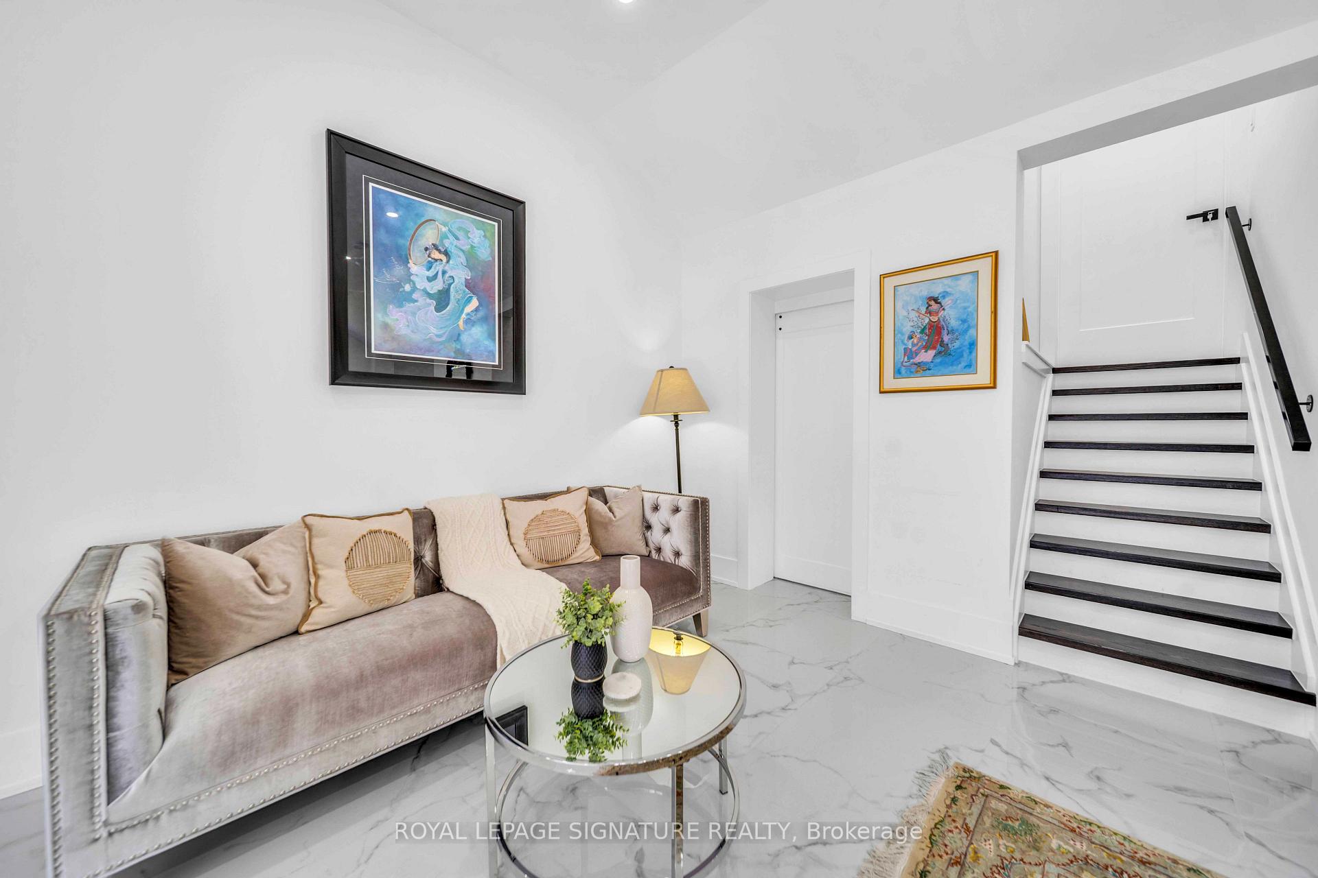 Photo 6 of 3 Pamcrest Drive, North York, Newtonbrook East — HOMEH