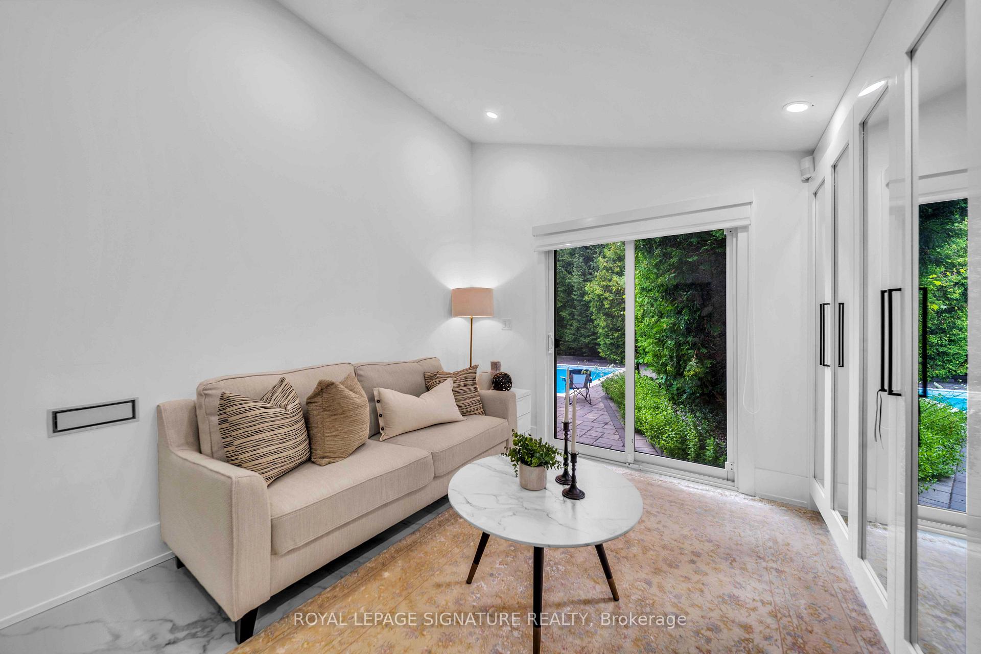 Photo 12 of 3 Pamcrest Drive, North York, Newtonbrook East — HOMEH