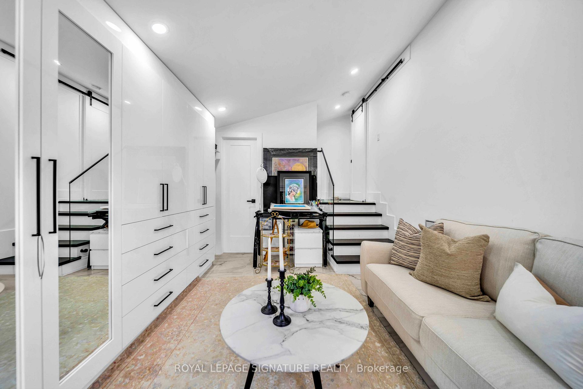 Photo 14 of 3 Pamcrest Drive, North York, Newtonbrook East — HOMEH