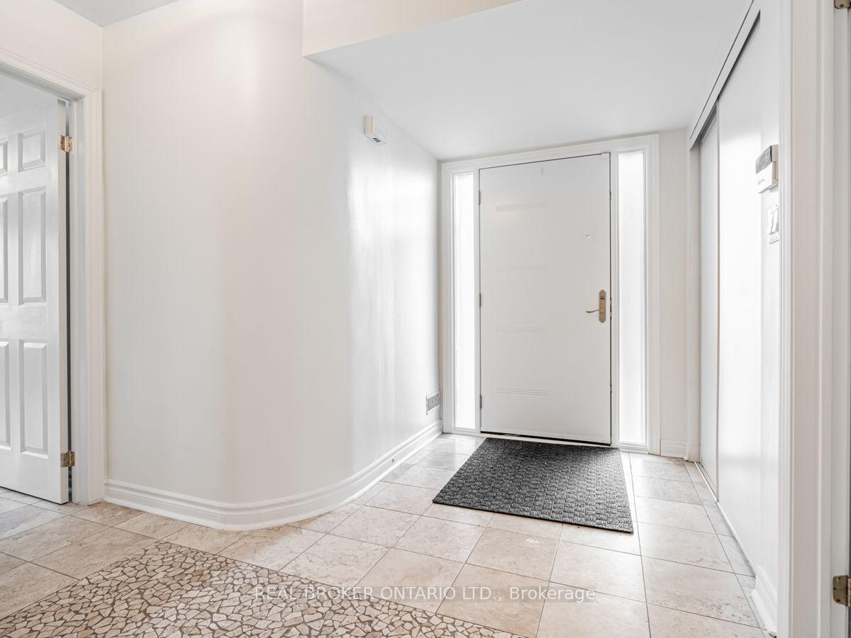Photo 3 of 102 Natalie Place, Toronto, South Riverdale — HOMEH