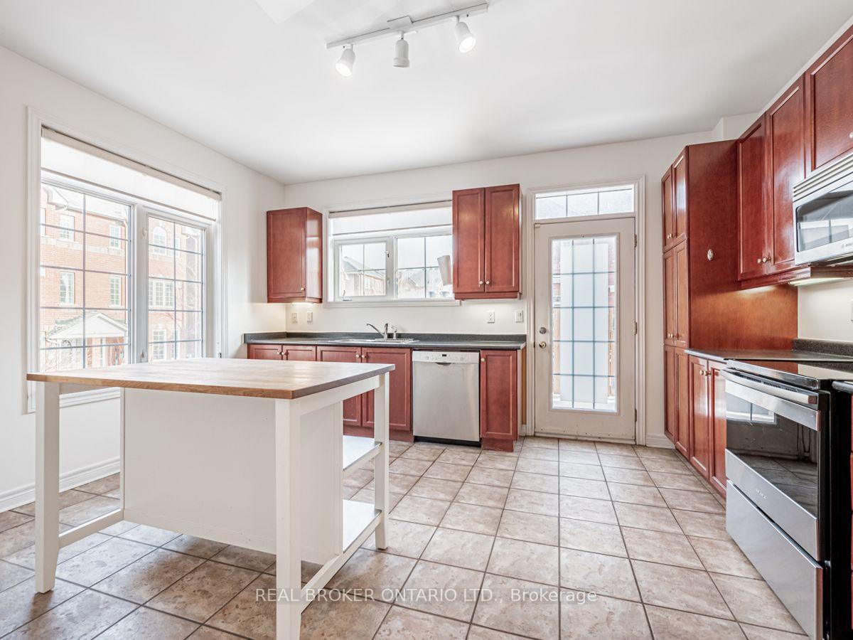 Photo 17 of 102 Natalie Place, Toronto, South Riverdale — HOMEH