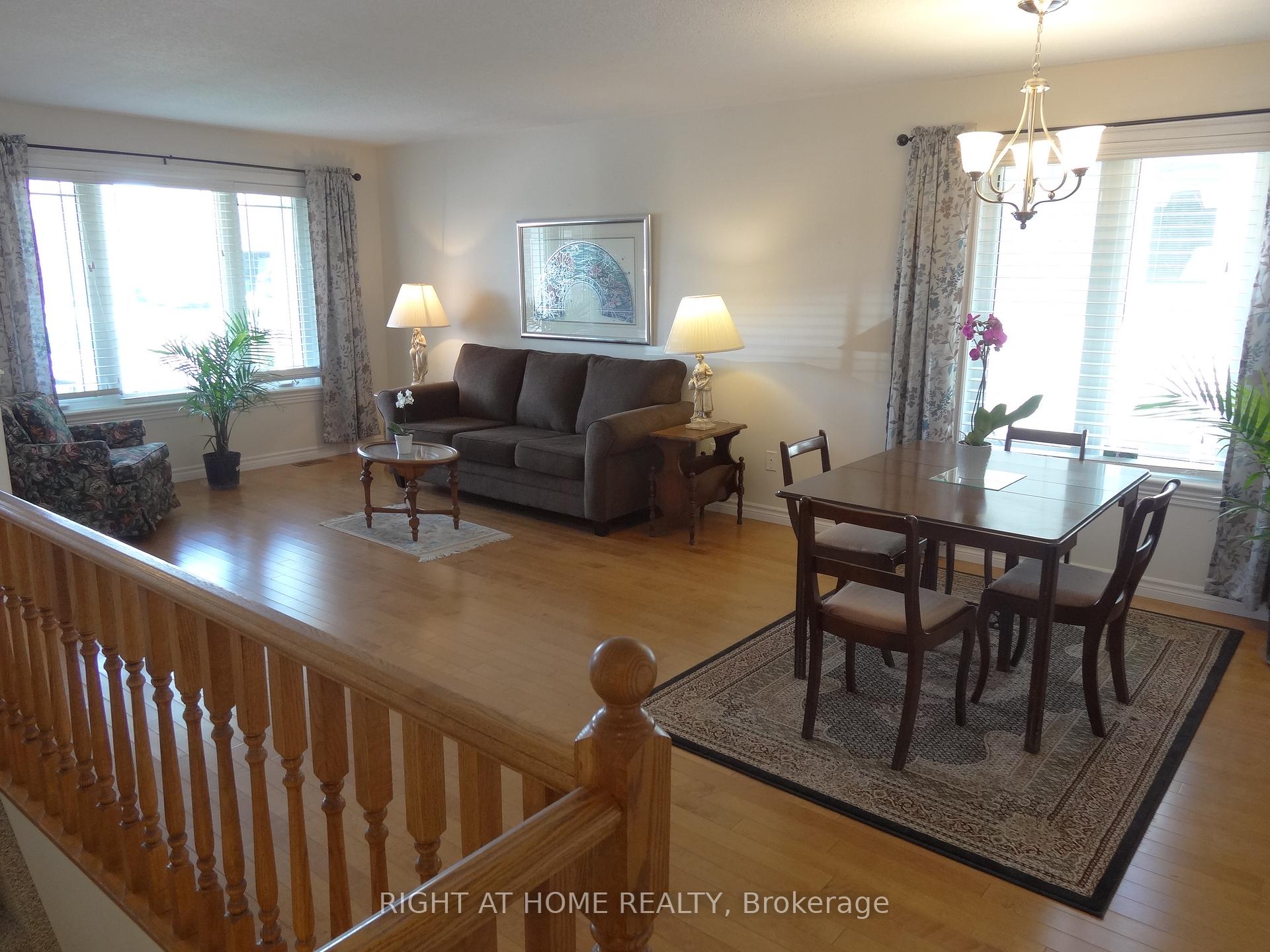Photo 8 of 14 Matchett Crescent, Kawartha Lakes, Lindsay — HOMEH